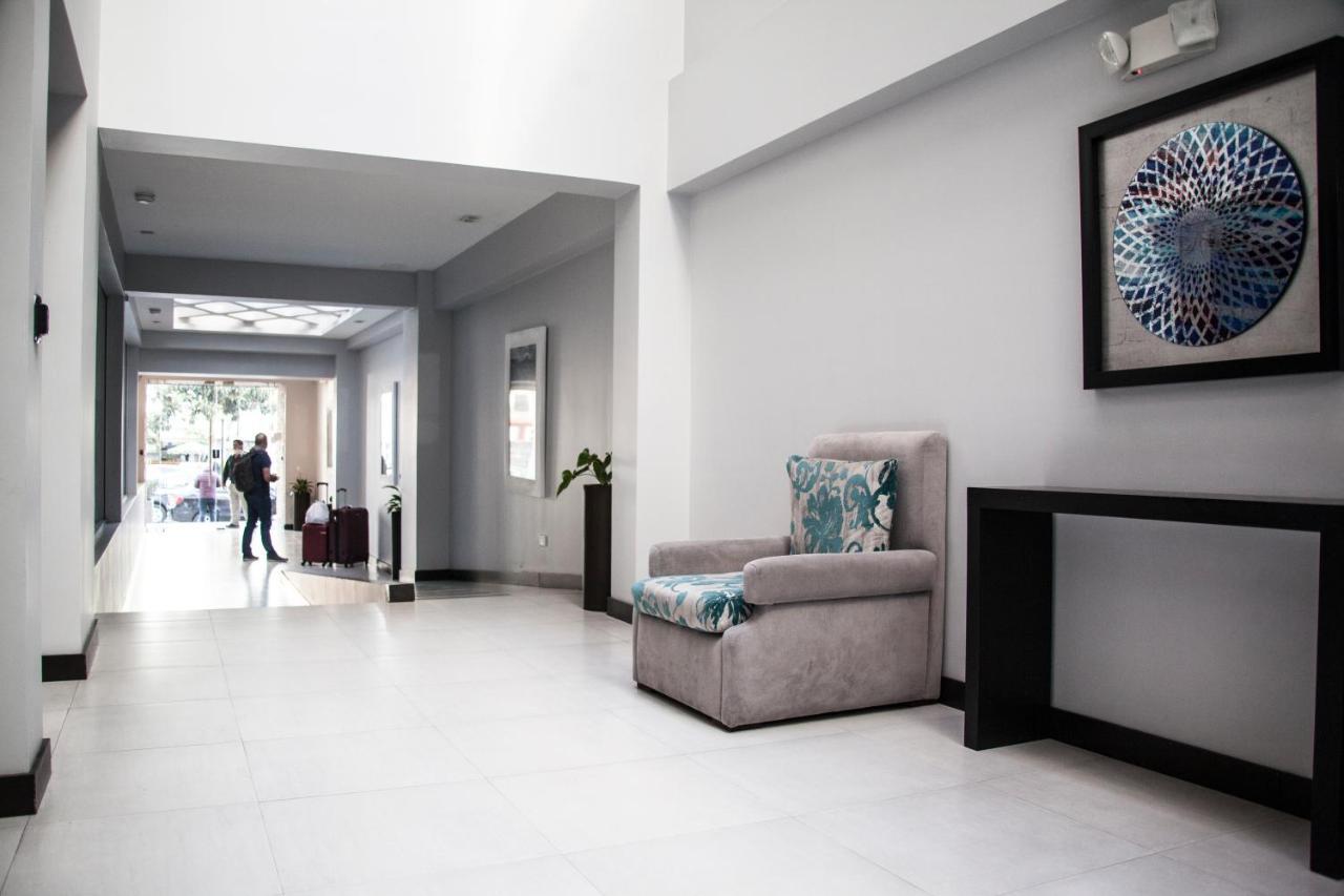 Deluxe Apartment Metroplaza Кіто Екстер'єр фото