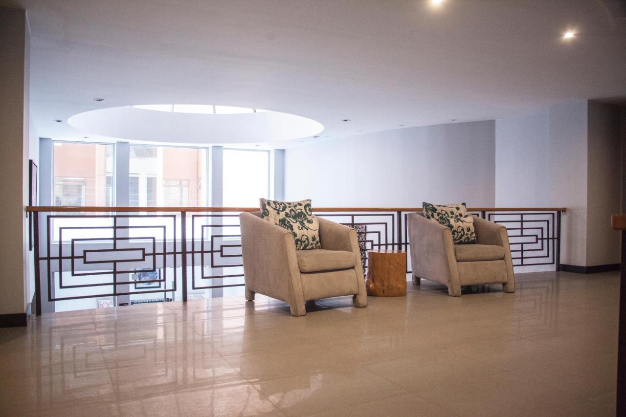 Deluxe Apartment Metroplaza Кіто Екстер'єр фото